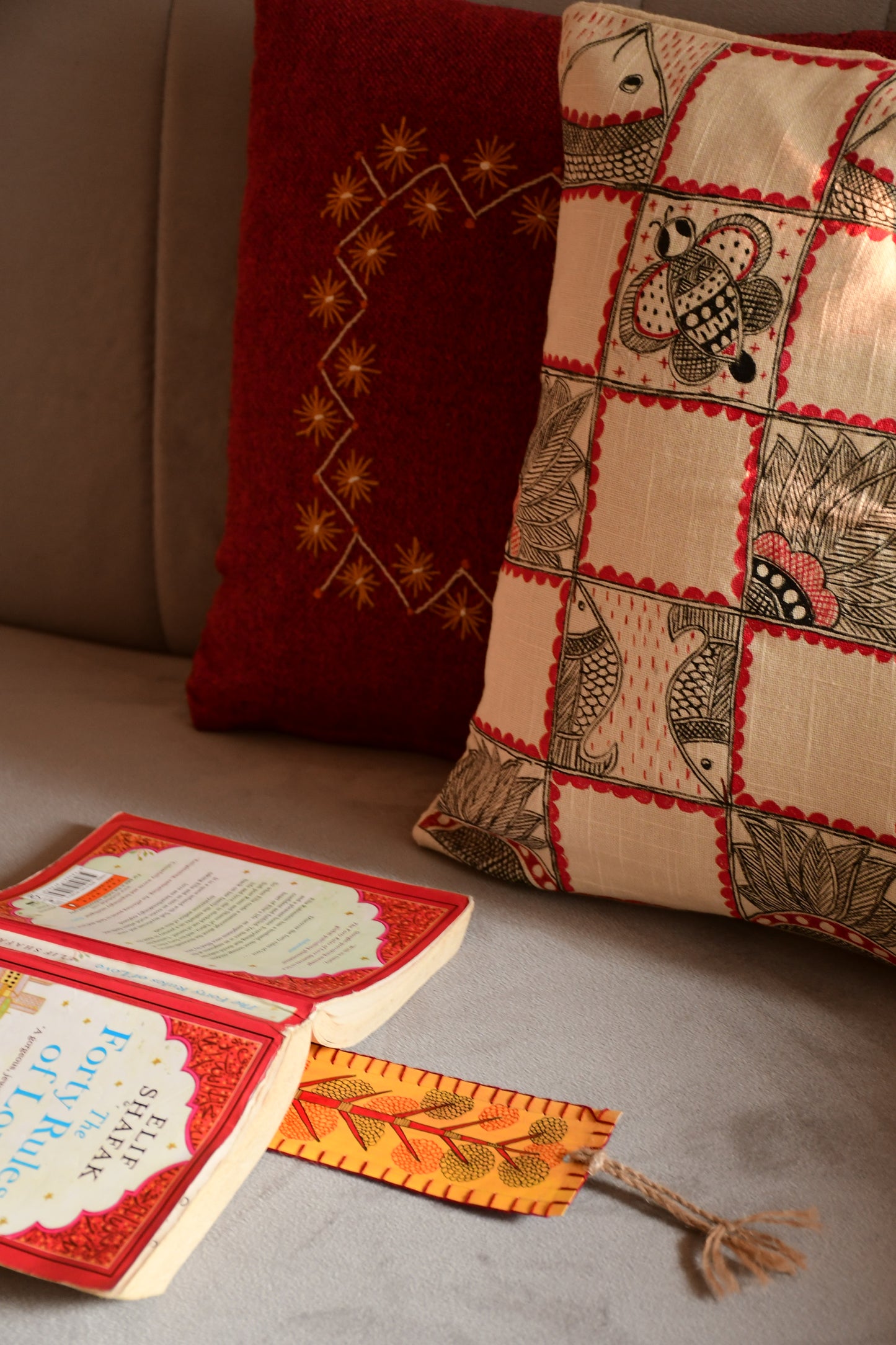 YAMAN - Handpainted Madhubani Cotton Cushion Cover