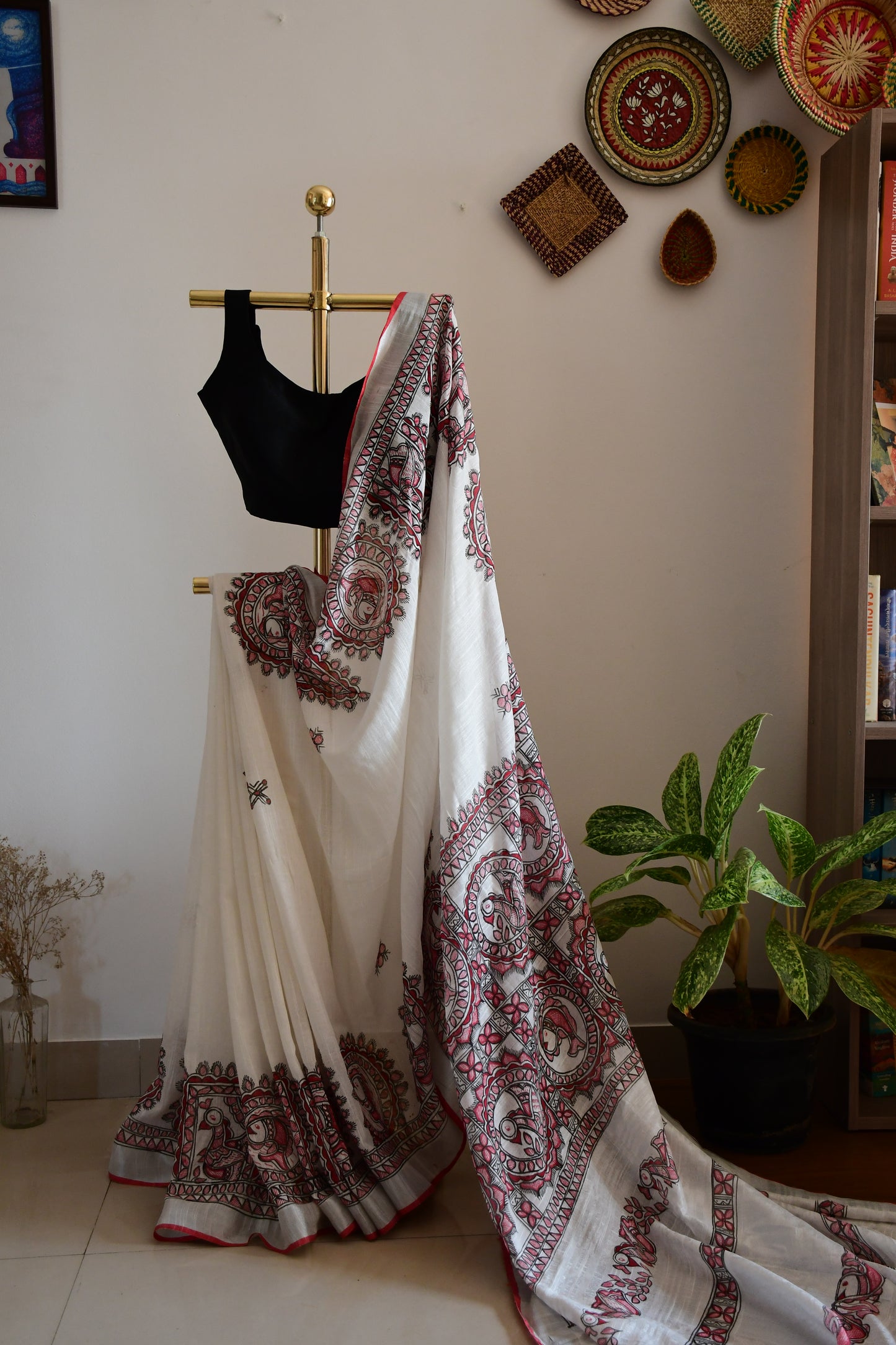 SHWET-Handpainted Madhubani Check Fish Cotton Linen Saree
